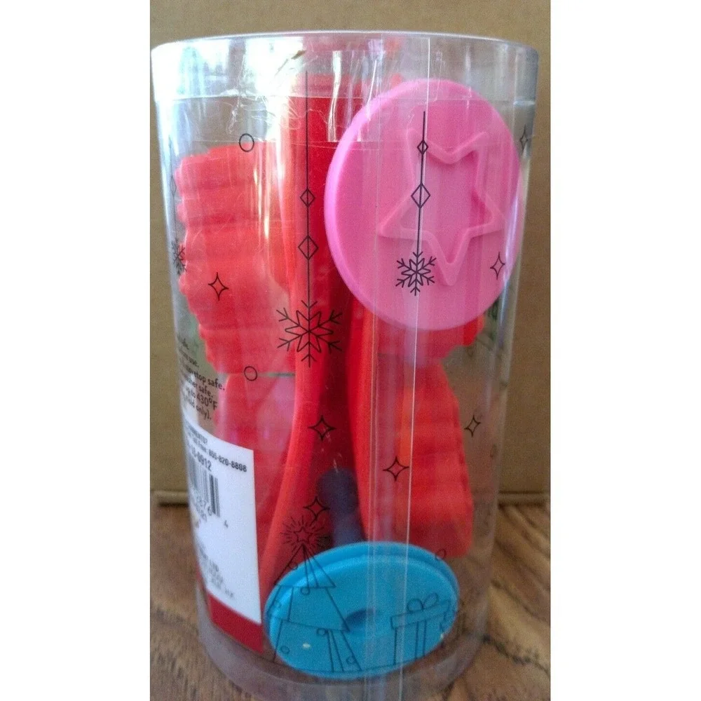 Kids Baking Set - Holiday Cookies 6 pieces Baking Mold Cookie Press Cookie Stamp